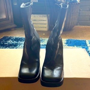 Candies heeled black boots sz 8